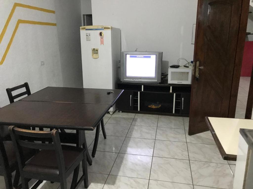 Otima Casa Com Piscina Em Praia Grande Villa São Paulo Buitenkant foto